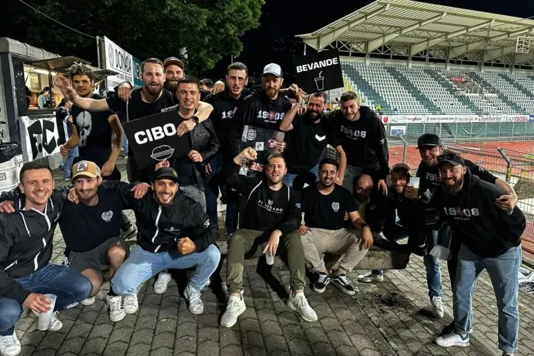 Benvenuto al Midollo Bianconero, Fans Club bianconero
